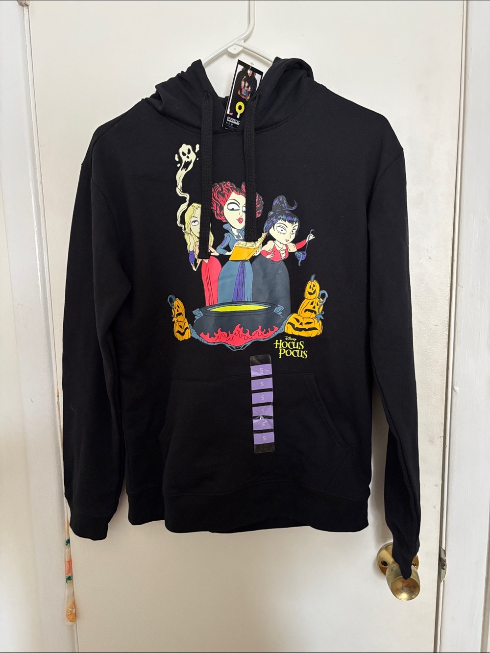 Disney Hocus Pocus Black Graphic Pullover size S